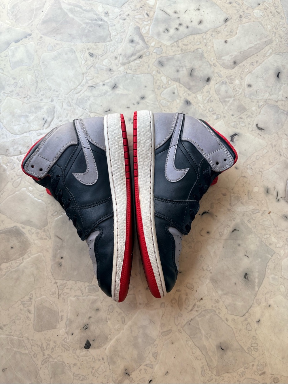Nike Air Jordan 1 Mid “Bred Shadow” – Size 4.5Y / Women’s 6 - Picture 4 of 7